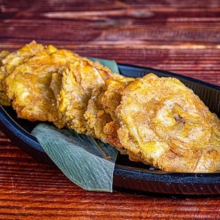 TOSTONES