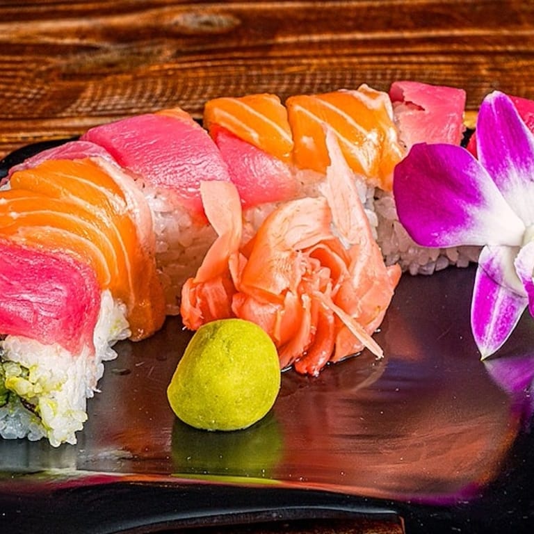Delicious Rainbow Roll Experience