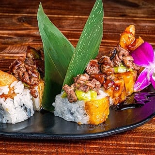 Mar y Tierra Roll